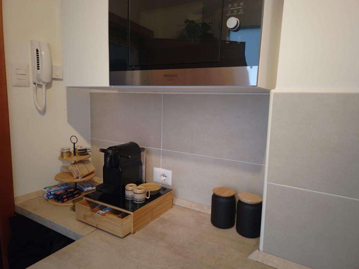 Guazzo Apartment - Self Check-In Parma Buitenkant foto